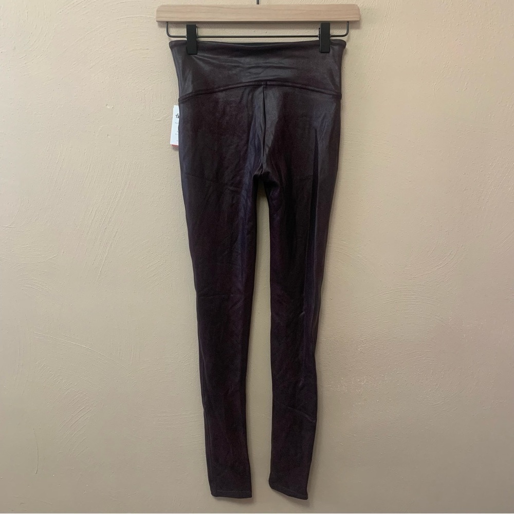 Spanx Faux Leather Leggings in Wine Size Small NWT New - Picture 10 of 16